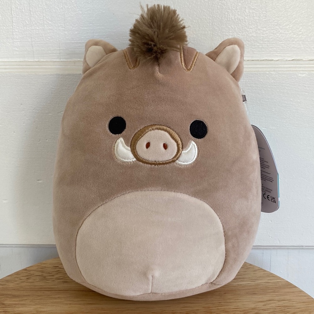 SOLD❗️Squishmallow Warren the Boar 7”